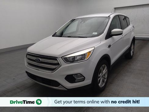 Used 2019 Ford Escape SE image 1