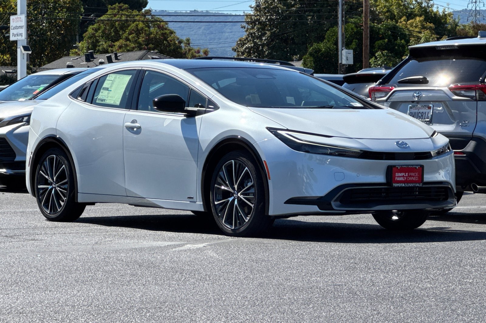 New 2027 Toyota Prius Limited AWD/4WD image 10