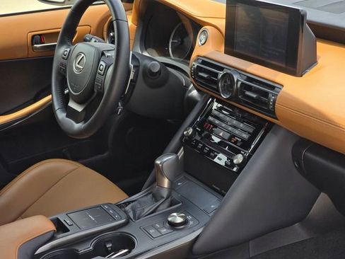 Used 2024 Lexus IS 350 F Sport RWD image 35