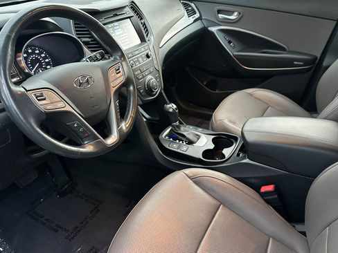Used 2017 Hyundai Santa Fe Sport image 11