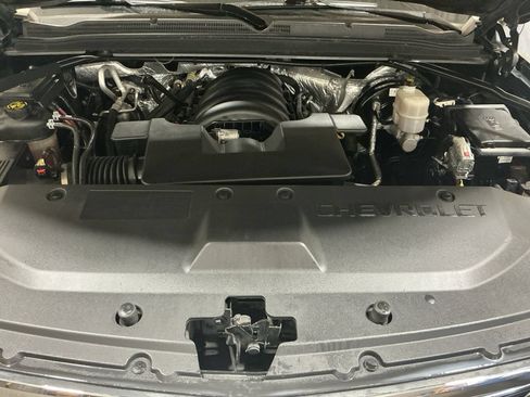 Used 2016 Chevrolet Suburban LTZ AWD/4WD image 21