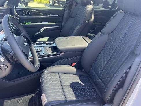 New 2026 Cadillac Escalade IQ Sport 1 w/ LPO, ONYX Package image 11