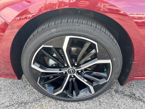 New 2025 Nissan Altima 2.5 SR image 11