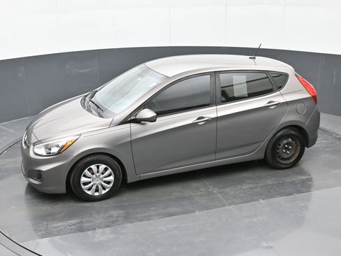 Used 2017 Hyundai Accent SE image 31