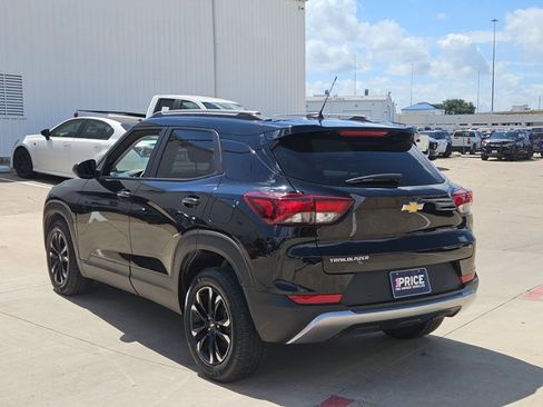 Used 2023 Chevrolet TrailBlazer LT w/ Premium Seating Package FWD image 27