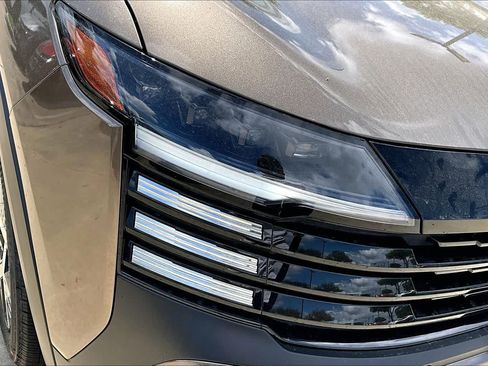 New 2026 Nissan Kicks SV w/ SV Premium Package image 17