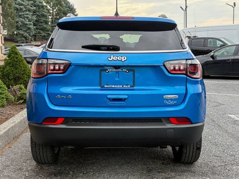 Used 2024 Jeep Compass Latitude AWD/4WD image 32
