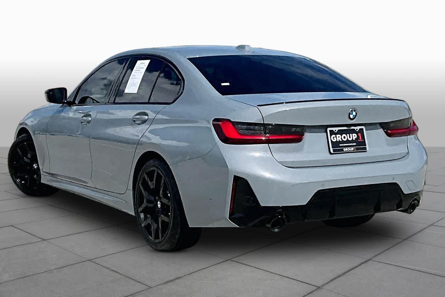 Used 2026 BMW 330i Sedan w/ M Sport Package RWD image 11