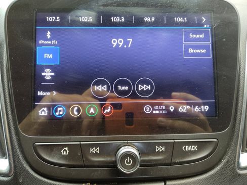 Used 2022 Chevrolet Malibu Premier FWD image 25