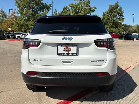 Used 2025 Jeep Compass Limited AWD/4WD image 7