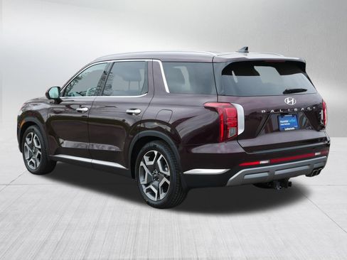 Used 2023 Hyundai Palisade Limited AWD/4WD image 5