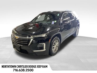 Used 2023 Chevrolet Traverse LT