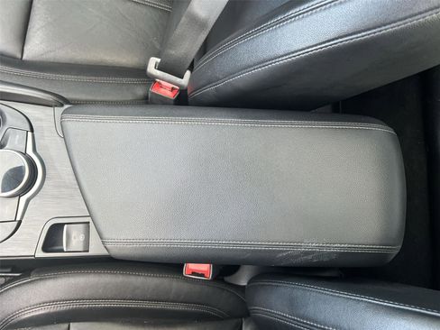 Used 2017 Alfa Romeo Giulia Sprint w/ Cold Weather Package image 20