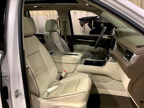 Used 2021 GMC Yukon Denali image 8