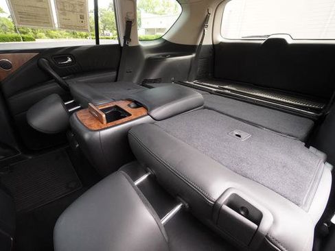 Used 2023 Nissan Armada SL w/ Captain's Chairs Package RWD image 31