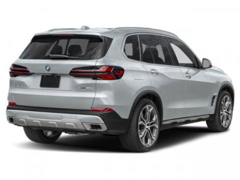 New 2026 BMW X5 xDrive50e image 2