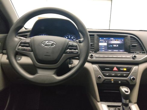 Used 2018 Hyundai Elantra SEL image 22