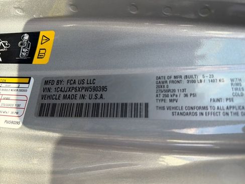 Certified 2023 Jeep Wrangler Unlimited Sahara w/ Cold Weather Group image 28