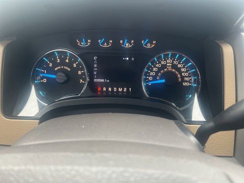 Used 2013 Ford F150 XLT w/ Luxury Equipment Group AWD/4WD image 10