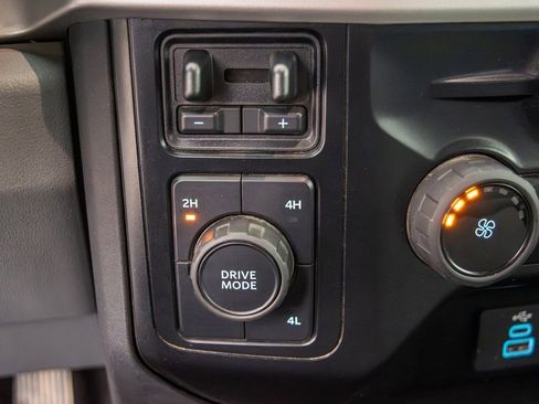 Used 2024 Ford F350 XLT image 22