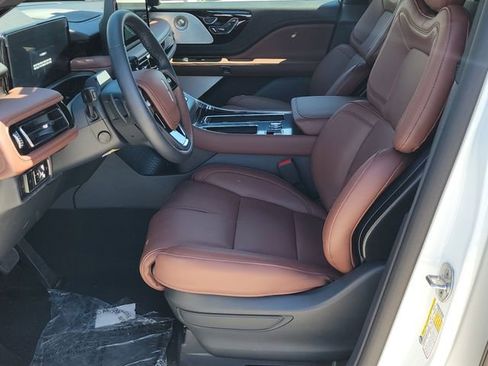 New 2026 Lincoln Aviator Reserve AWD/4WD image 5