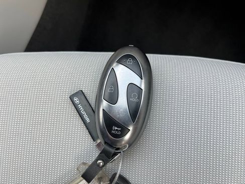 Used 2025 Hyundai Kona SEL image 22