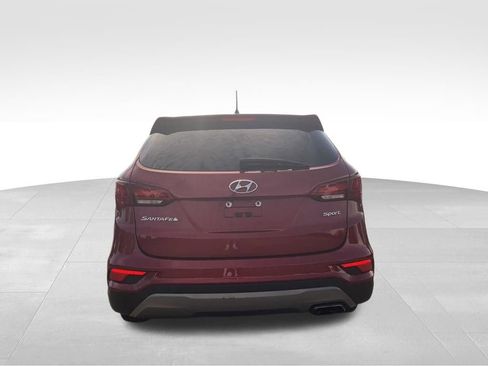 Used 2018 Hyundai Santa Fe Sport FWD image 4