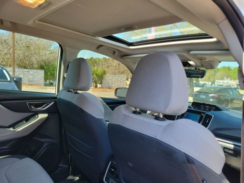 Used 2020 Subaru Forester Premium image 44