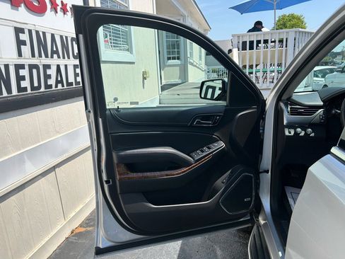 Used 2018 Chevrolet Tahoe Premier image 8