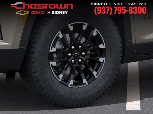 New 2026 Chevrolet Traverse Z71 w/ Enhanced Driving Package AWD/4WD image 9