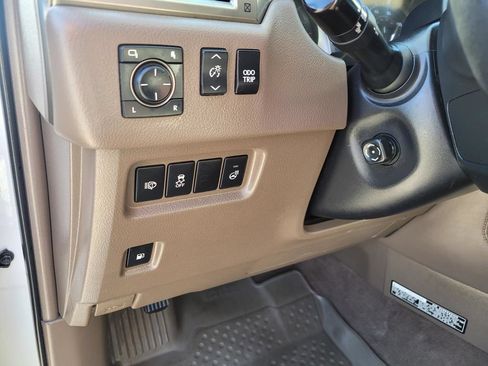 Used 2019 Lexus GX 460 Luxury AWD/4WD image 23