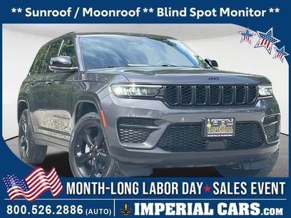 Used 2023 Jeep Grand Cherokee Altitude