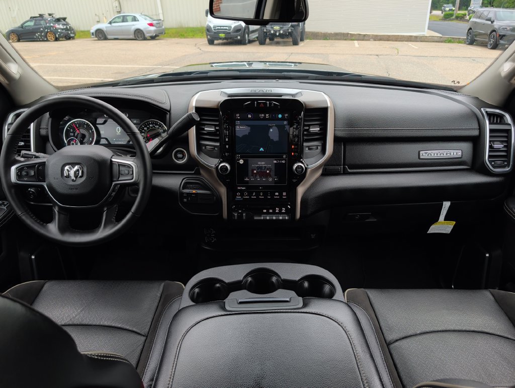 Used 2024 RAM 2500 Laramie AWD/4WD image 15
