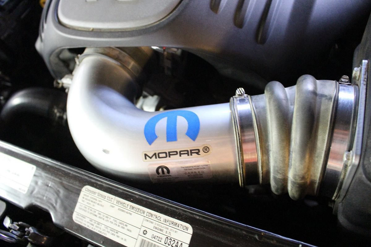 Used 2013 Dodge Challenger R/T Plus RWD image 40