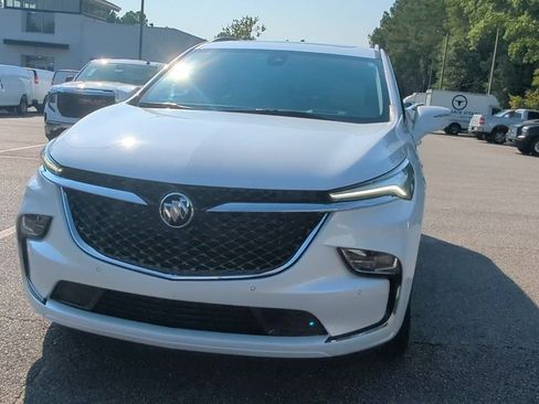 Used 2023 Buick Enclave Avenir w/ Avenir Technology Package image 3
