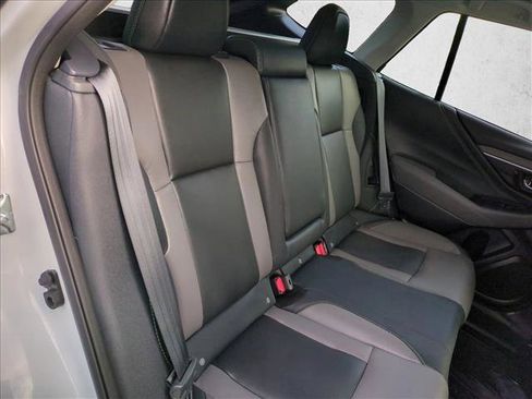 Certified 2025 Subaru Outback Onyx Edition image 19