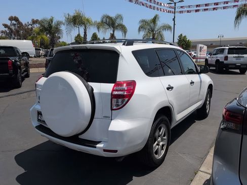 Used 2011 Toyota RAV4 4WD w/ Base L4 Extra Value Pkg image 5