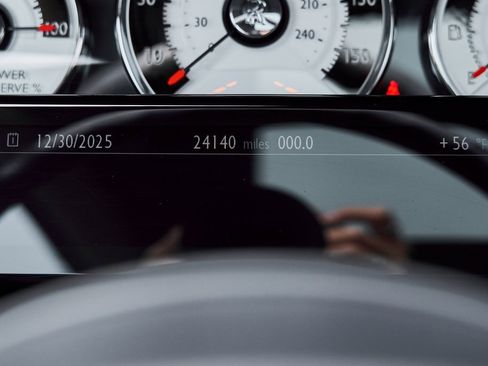 Used 2014 Rolls-Royce Wraith image 58