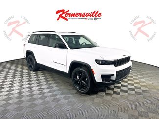 New 2025 Jeep Grand Cherokee L Altitude video 2