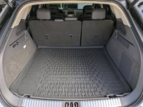 Used 2019 Lincoln Nautilus Reserve w/ Ultimate Package image 20