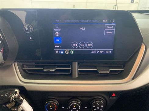 Used 2024 Chevrolet Trax RS image 38