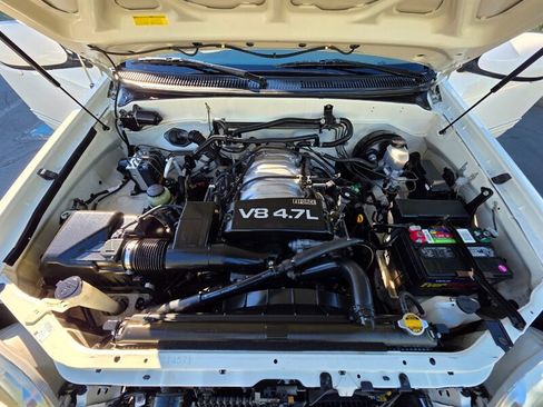 Used 2001 Toyota Sequoia Limited image 32