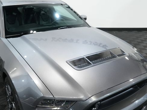 Used 2013 Ford Mustang Shelby GT500 image 12