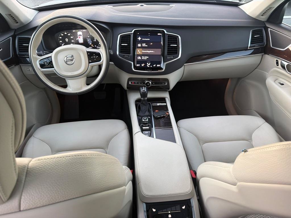 Used 2019 Volvo XC90 T6 Momentum w/ Protection Package Premier AWD/4WD image 13