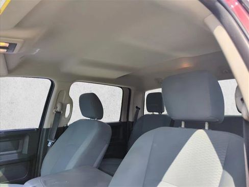 Used 2018 RAM 1500 Express w/ Express Value Package RWD image 15
