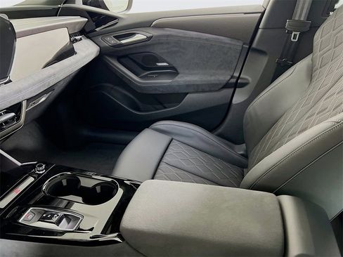 New 2025 Audi S6 e-tron Premium Plus image 22