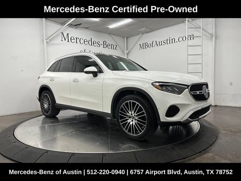 Used 2026 Mercedes-Benz GLC 300 image 1