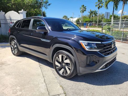 Used 2026 Volkswagen Atlas Cross Sport SE FWD image 1