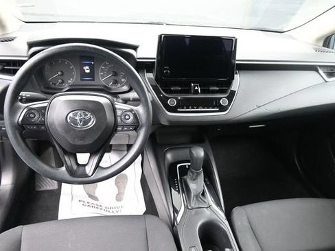 Used 2024 Toyota Corolla LE FWD image 22