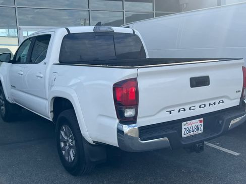 Used 2019 Toyota Tacoma SR5 RWD image 6